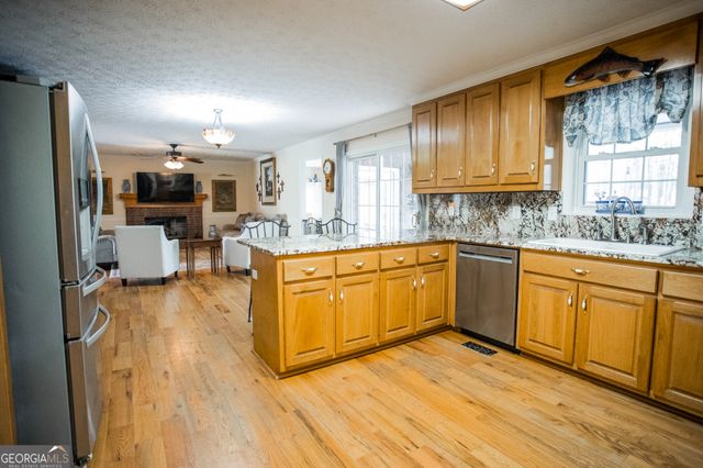 4450 Bay Creek Road, Loganville, GA 30052