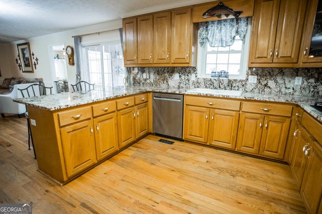 4450 Bay Creek Road, Loganville, GA 30052