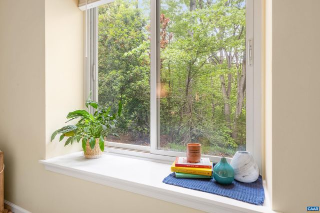 1621 SHADY GROVE CT, Charlottesville, VA 22902