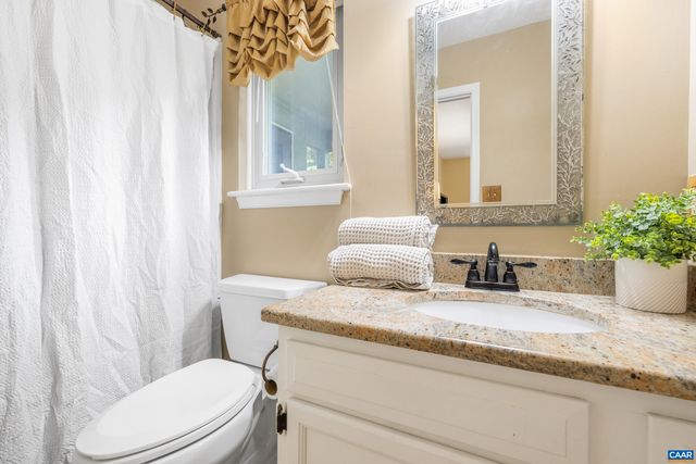 1621 SHADY GROVE CT, Charlottesville, VA 22902