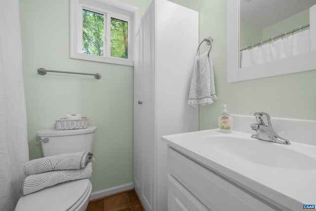 1621 SHADY GROVE CT, Charlottesville, VA 22902