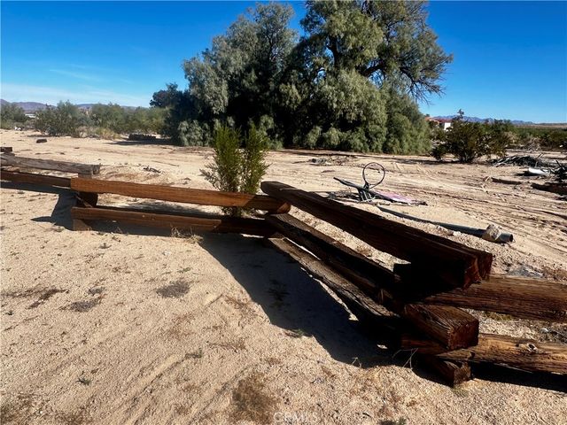 74284 El Paseo Drive, 29 Palms, CA 92277