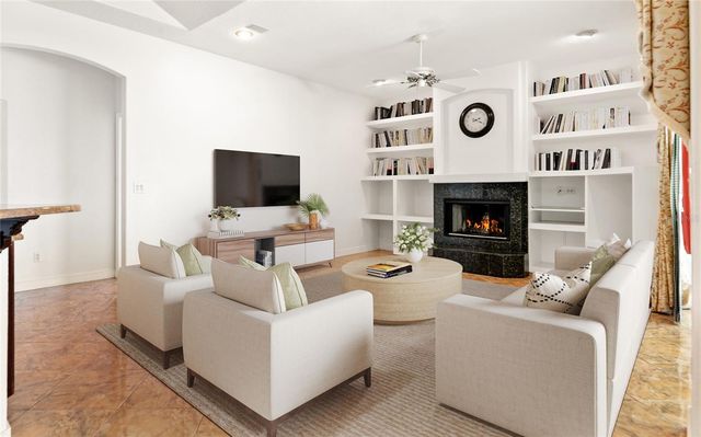 8022 CANYON LAKE CIRCLE, Orlando, FL 32835