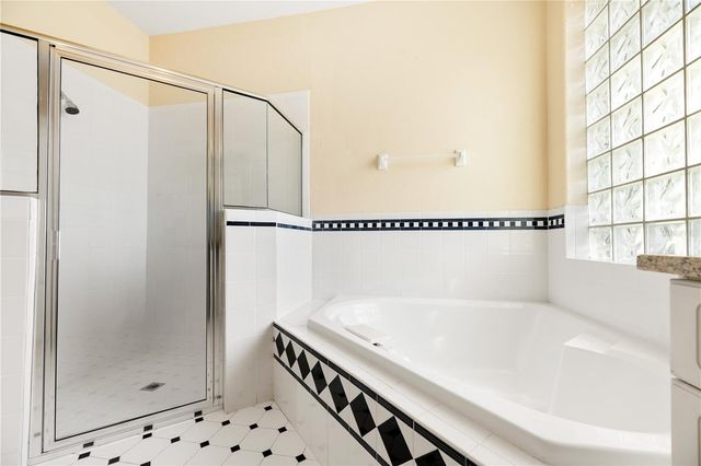 8022 CANYON LAKE CIRCLE, Orlando, FL 32835