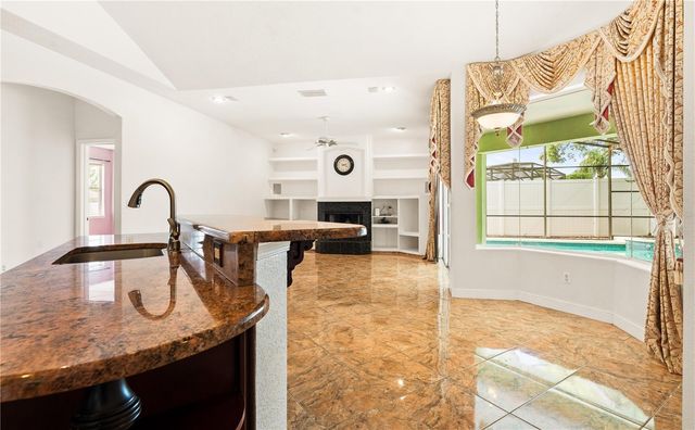 8022 CANYON LAKE CIRCLE, Orlando, FL 32835