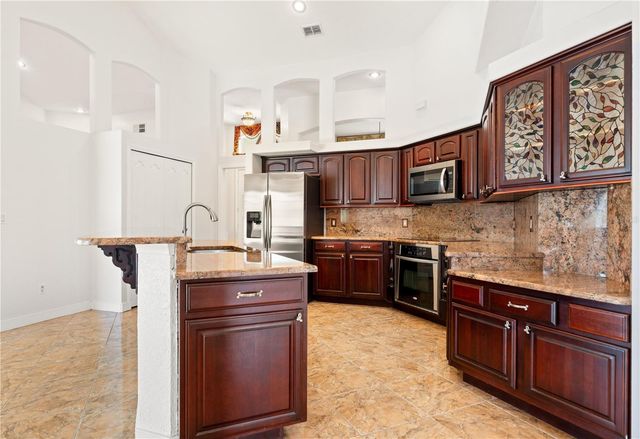 8022 CANYON LAKE CIRCLE, Orlando, FL 32835