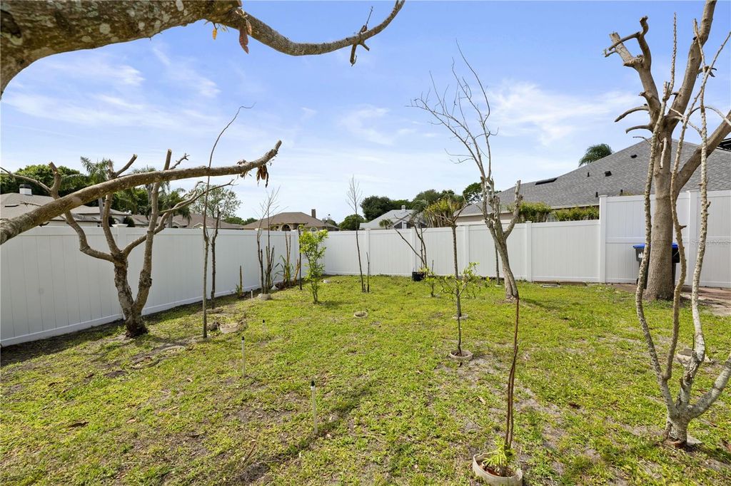 Image 56 of property listing at 8022 CANYON LAKE CIRCLE, Orlando, FL 32835