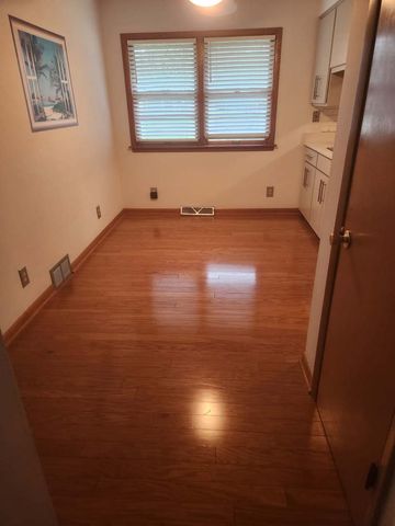 2503 Hacker Drive, Joliet, IL 60435
