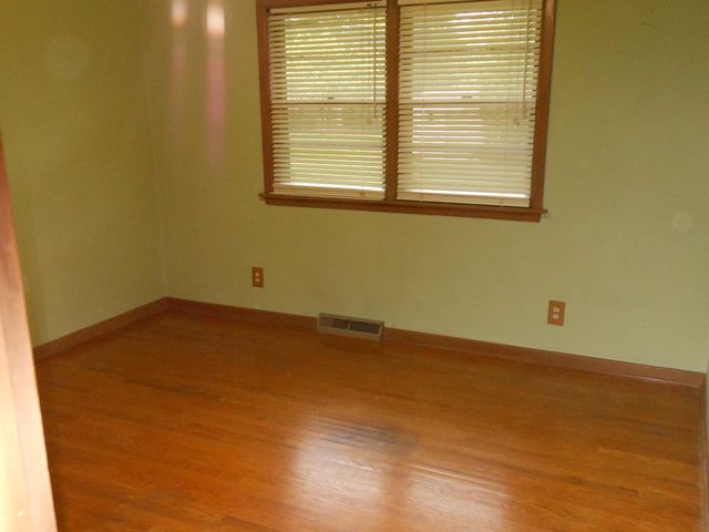 2503 Hacker Drive, Joliet, IL 60435