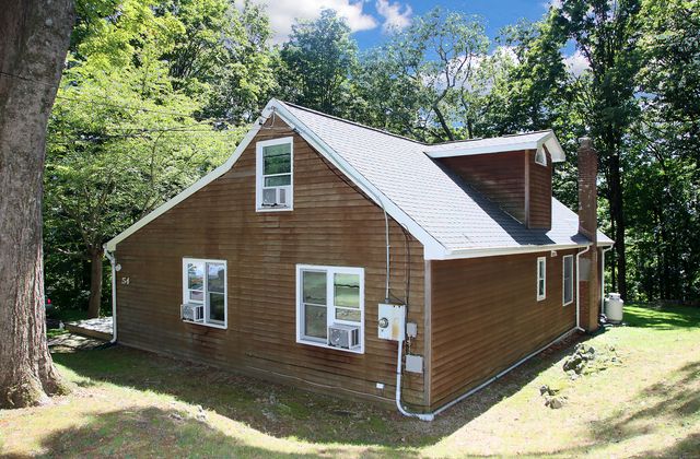 54 Hall Passway, Danbury, CT 06811