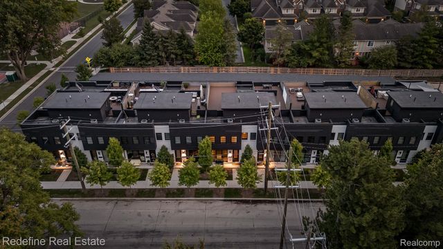 722 E Parent Avenue, Royal Oak, MI 48067