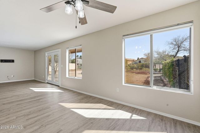 941 E POTTER Drive, Phoenix, AZ 85024