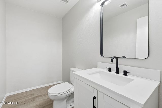 941 E POTTER Drive, Phoenix, AZ 85024