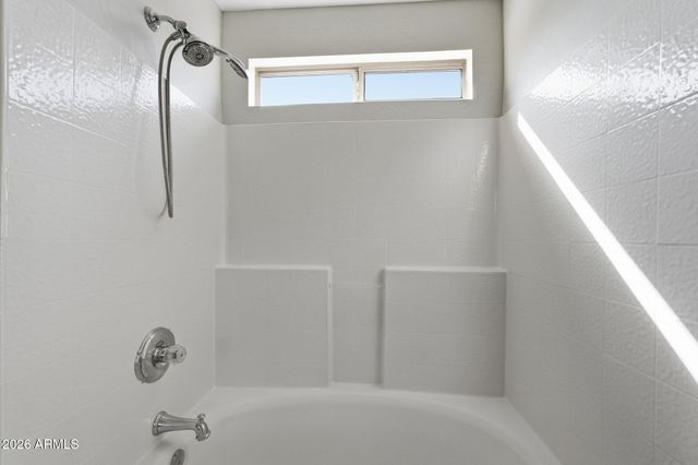 941 E POTTER Drive, Phoenix, AZ 85024