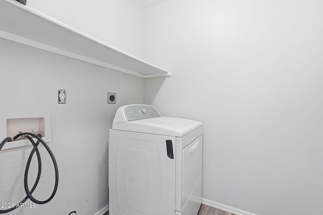 941 E POTTER Drive, Phoenix, AZ 85024