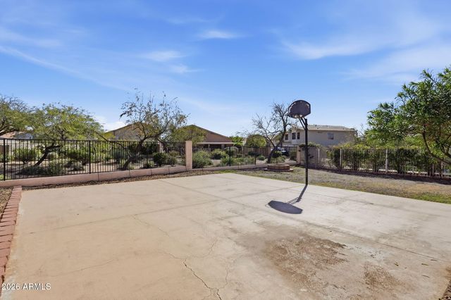 941 E POTTER Drive, Phoenix, AZ 85024