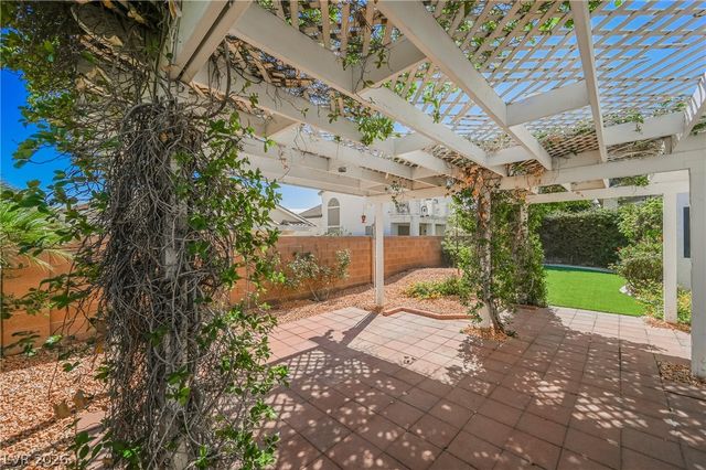 490 Beaconwood Street, Henderson, NV 89052