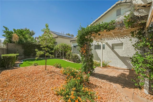 490 Beaconwood Street, Henderson, NV 89052