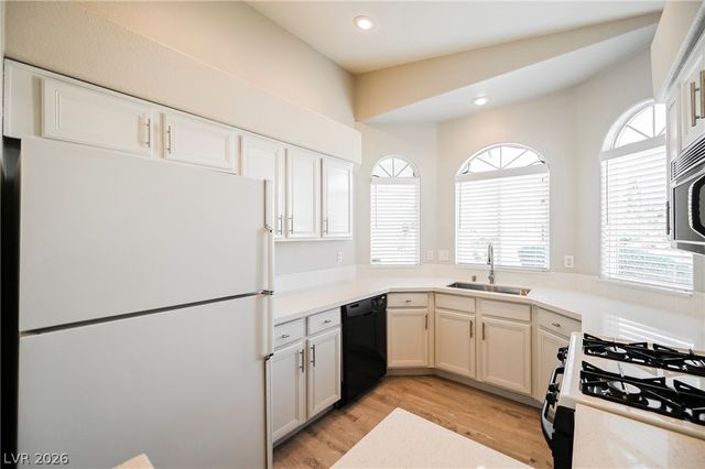 490 Beaconwood Street, Henderson, NV 89052