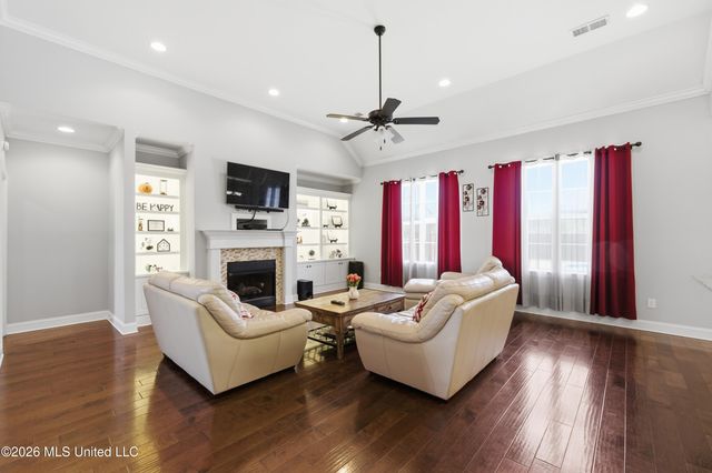 3828 N Houston Loop, Southaven, MS 38671