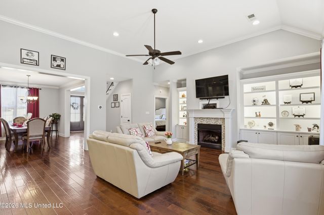 3828 N Houston Loop, Southaven, MS 38671