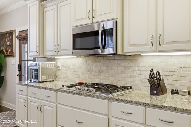 3828 N Houston Loop, Southaven, MS 38671