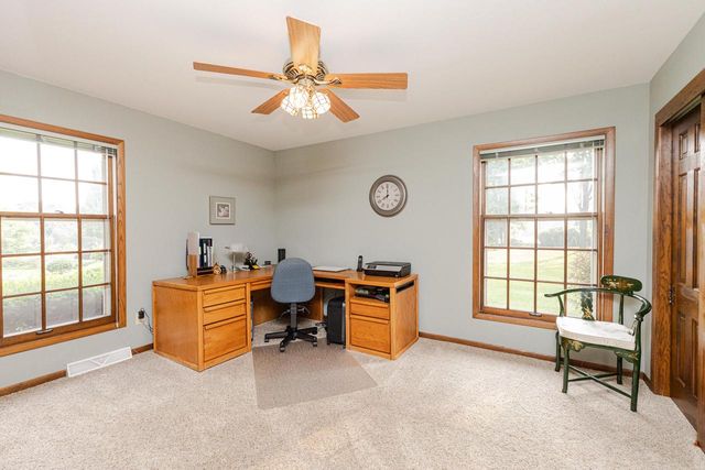 18865 Tanala DRIVE, Brookfield, WI 53045