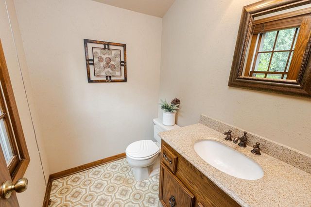 18865 Tanala DRIVE, Brookfield, WI 53045