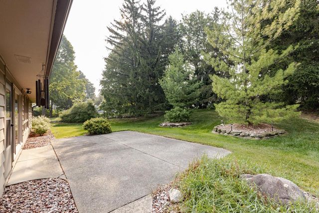 18865 Tanala DRIVE, Brookfield, WI 53045