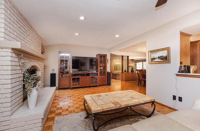 18865 Tanala DRIVE, Brookfield, WI 53045