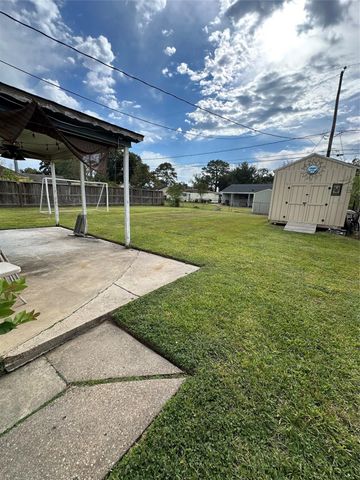 10110 Glenmawr Drive, Houston, TX 77075