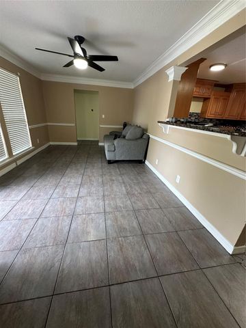 10110 Glenmawr Drive, Houston, TX 77075