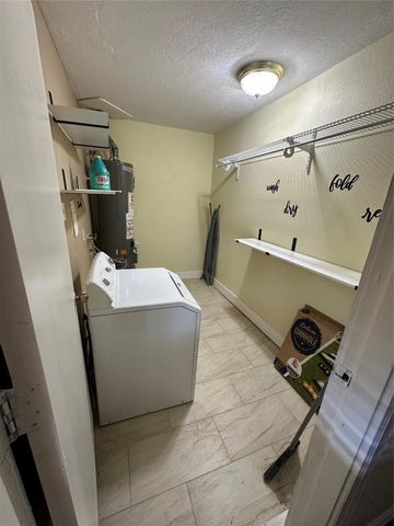 10110 Glenmawr Drive, Houston, TX 77075