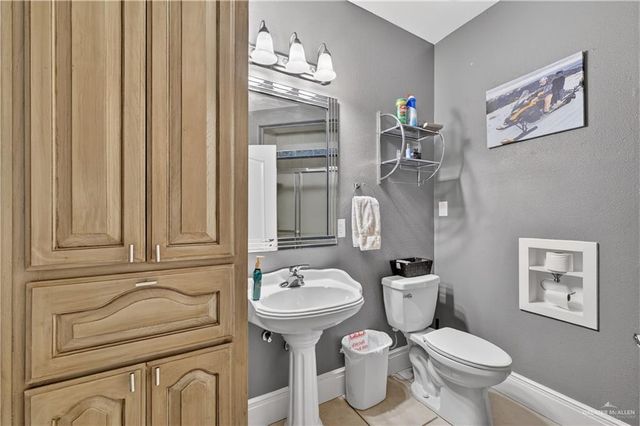 7500 N 20th Street, Mcallen, TX 78504