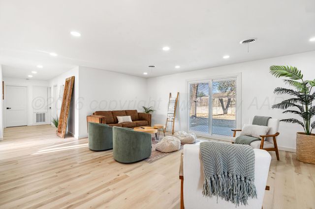 3320 BEDFORD Road, Amarillo, TX 79106