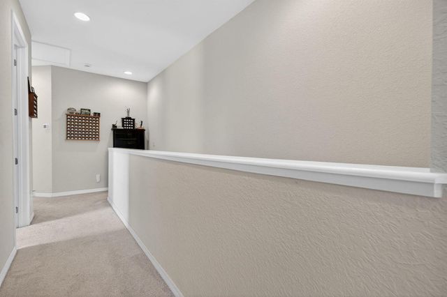 615 SW Glen Crest Way, Stuart, FL 34997