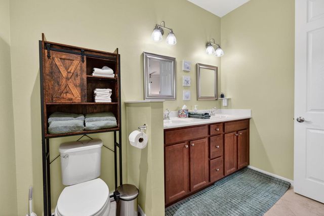 615 SW Glen Crest Way, Stuart, FL 34997