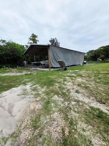 17331 38th Road N, Loxahatchee, FL 33470