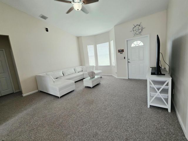 17331 38th Road N, Loxahatchee, FL 33470