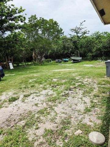 17331 38th Road N, Loxahatchee, FL 33470