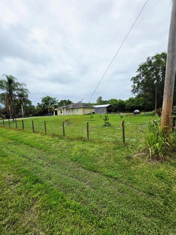 17331 38th Road N, Loxahatchee, FL 33470