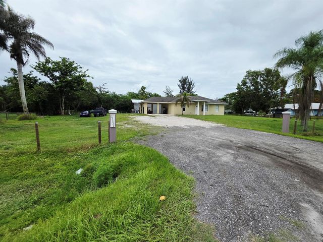 17331 38th Road N, Loxahatchee, FL 33470