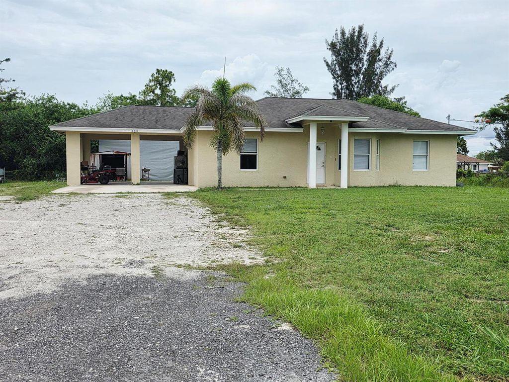 17331 38th Road N, Loxahatchee, FL 33470