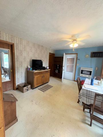 110 Estill Avenue, Irvine, KY 40336