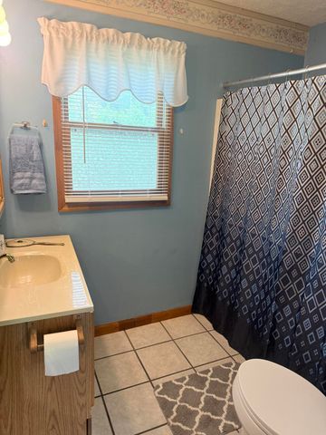 110 Estill Avenue, Irvine, KY 40336
