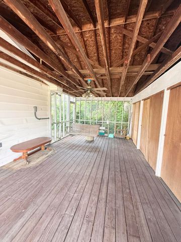110 Estill Avenue, Irvine, KY 40336