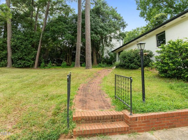 3026 Devonshire Drive, Raleigh, NC 27607