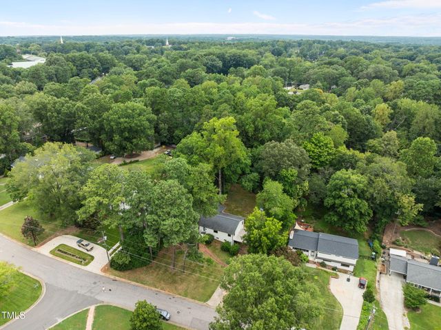 3026 Devonshire Drive, Raleigh, NC 27607