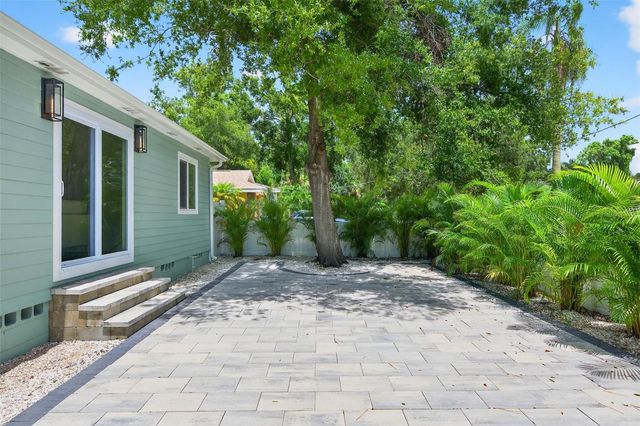 1846 3RD STREET S, St Petersburg, FL 33705