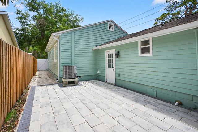 1846 3RD STREET S, St Petersburg, FL 33705